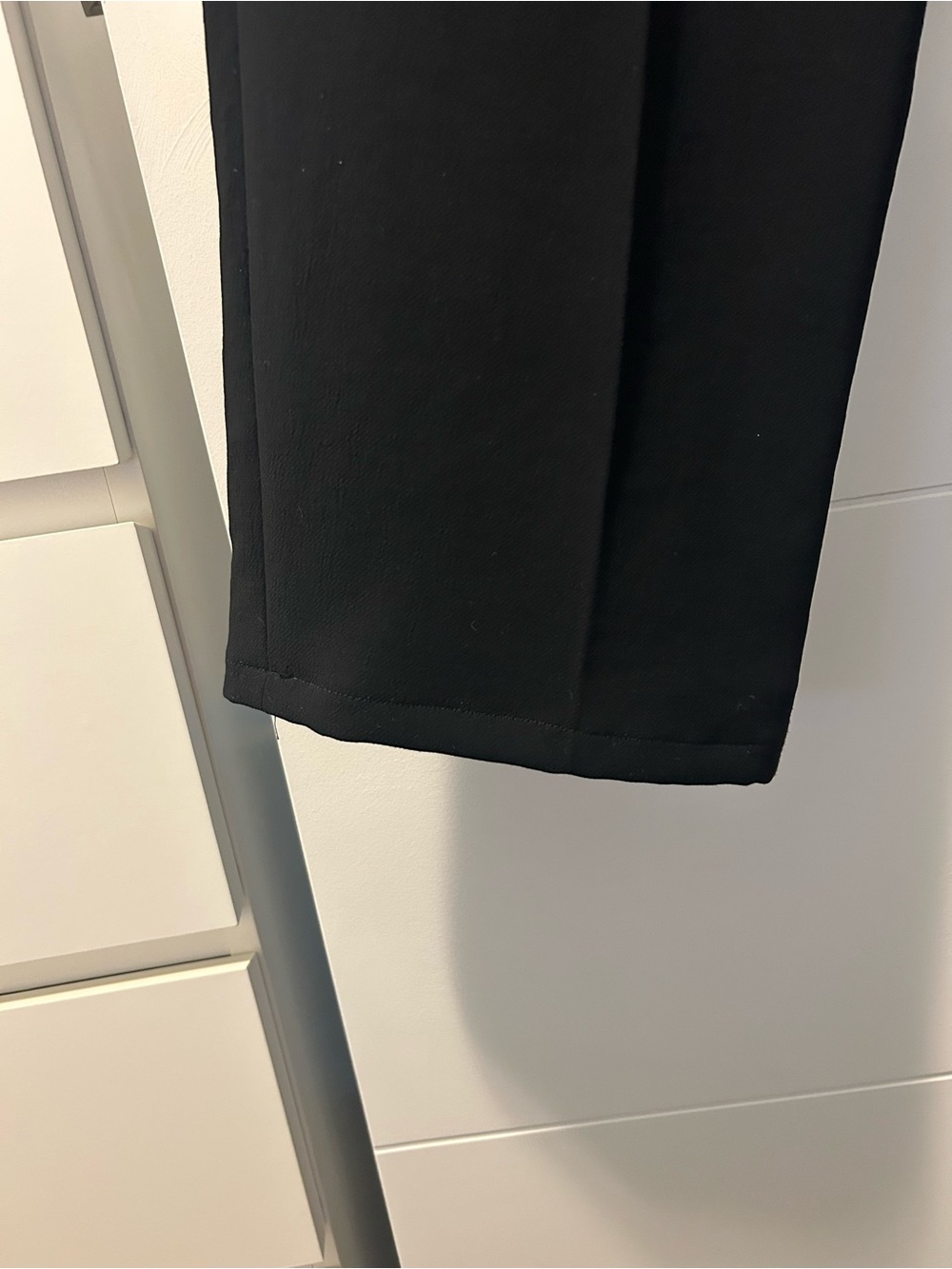 Wilfred Black Effortless Pant- Crepette Dress Pant - Picture 10 of 14